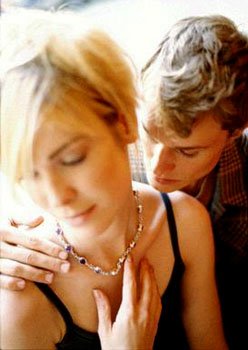 ����ǰ��Ħ��(ͼ)