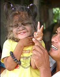 
̩Ů������������Ӣ������Ԯ��С��Ů(ͼ)
//