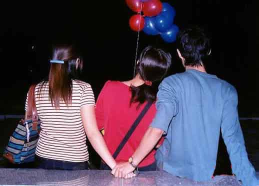 ͵���ǧ�˰�̬//