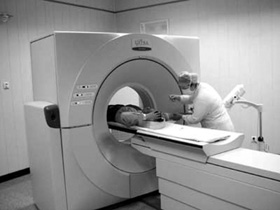 ҽ����е�ۺ����ǰ������//