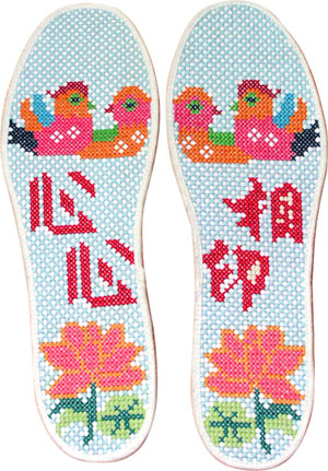 �Ÿ�ʹ���˿����ԽŸ�Ь��