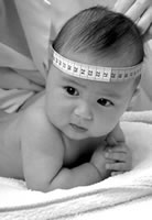 Ӥ����ͷΧ�����ƾ�����ͯ����