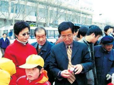 ������Ϊ���ս�����ȼ�ա���׷�Ǹ���ʡ¤����ʳƷҩƷ�ල������ԭ�ֳ����£�һ��                     