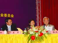 ���������(������)���ƹ�������֢����Ч�밲ȫ�ԡ����ڶ����й��Ϸ�����������̳���Ϻ��е��Ľ��������ѧ������ר�ұ�������ժ¼