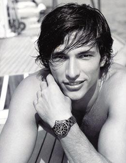 ���ԣ�Ь��ĥ�����Ը�Ƣ��