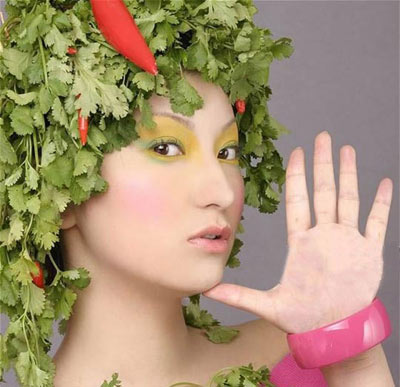 �߲�����Ů