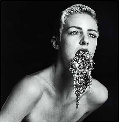 ��ɫ��Ĭ���Ի���