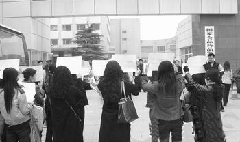 ����ҩ��ֽ�ͣ������ע��¡��ʼĩ