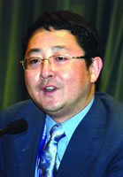 ��Сϸ���ΰ����ƽ�չ