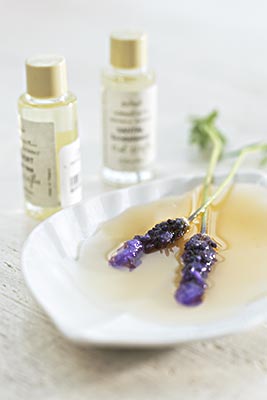 ����Ů�Ե��ġ�Ƥ��ѻƬ��