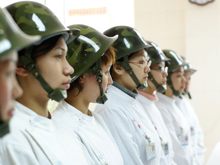  ����ҽ����ͷ�������������߼����浽��Ժ