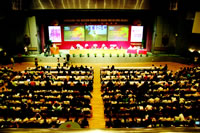 ͬ��Я�� ׷�����롪����2007��̳������Ѫ�ܲ�����ִ����ϯ��ӵ������