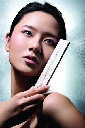 
	
   	���� 5�ױ�ʪ�� �Գ�����ˮ����Ů[ͼ]