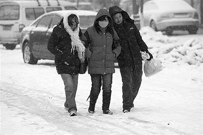 ���ձ�ѩ·�����߼���