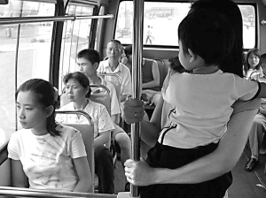 һ��΢Ц�����ڻ���Į����Ⱥ��̬��