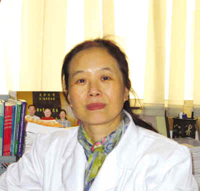 A���˸��׵ø�Ѫѹ