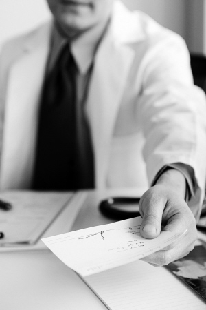 ���������챨��