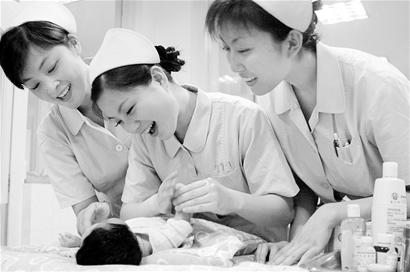 ĸӤ��ܰ�ĸ��� �������������