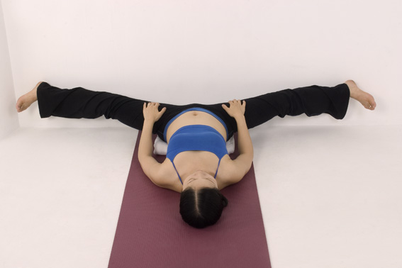 12} ���Կ�ǽ