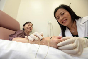 Խ��Խ����ʹ���� ������ҽԺ����ҽ