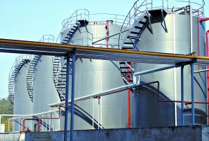 �����������ع���Ϊ����Χ��̨ת