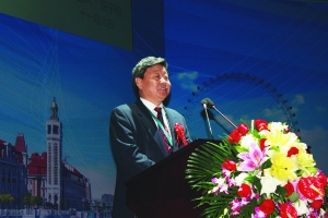 视角前沿 亮点频现 ——与会院士畅谈药物创新与医药产业发展