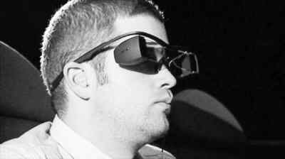 �������ã�����Ļ�۾�
