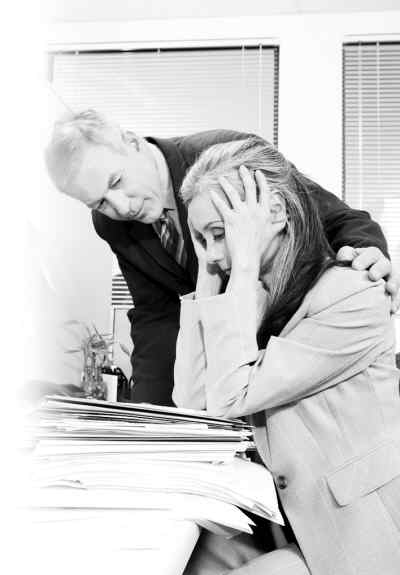 消沉时,同事安慰最管用