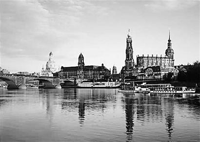 �����η�ʽ��Ǳ���Ը�