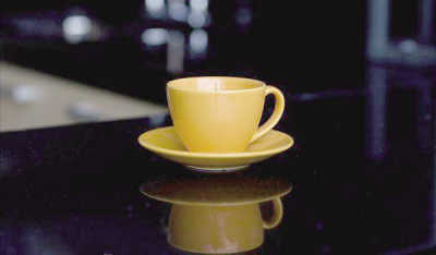 餐具颜色影响味觉