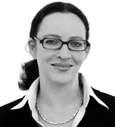 Ӧ��չ��ġ���Ч�Ƚ��о���