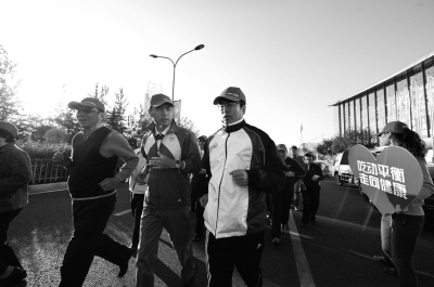 ���ڿ���Ӫ��