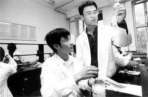 ��ʿñ��ΪŮʽñ �����л�ʿû��ñ�Ӵ�