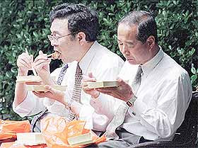 ��������