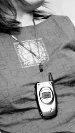 防患于未然——别把手机挂胸前