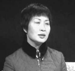 单亲妈妈育出钢琴天才
