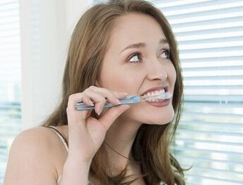 错误刷牙可导致牙周炎,这三种做法你有没有躺枪?